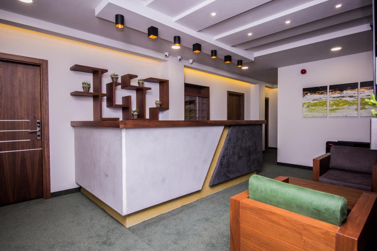 סטרוגה Hotel Bograd - Apartments & Lounge Station מראה חיצוני תמונה